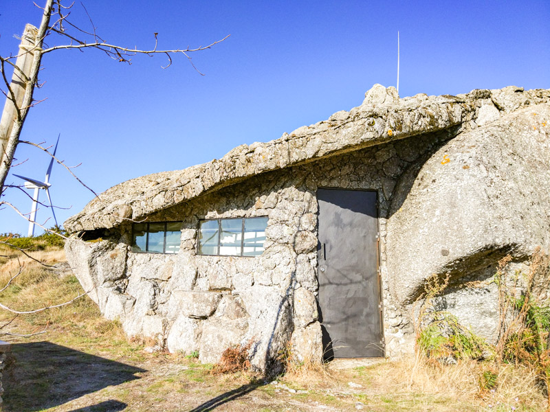 Casa do Penedo