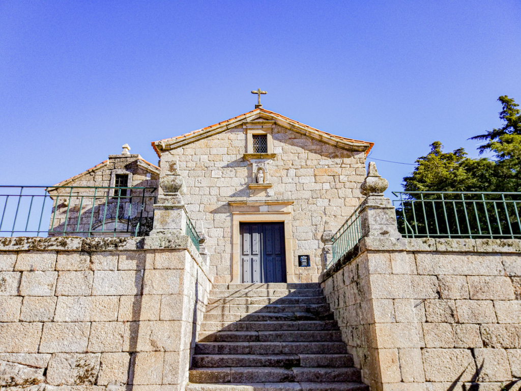 Church of Santiago de Belmonte and the Cabrais Pantheon