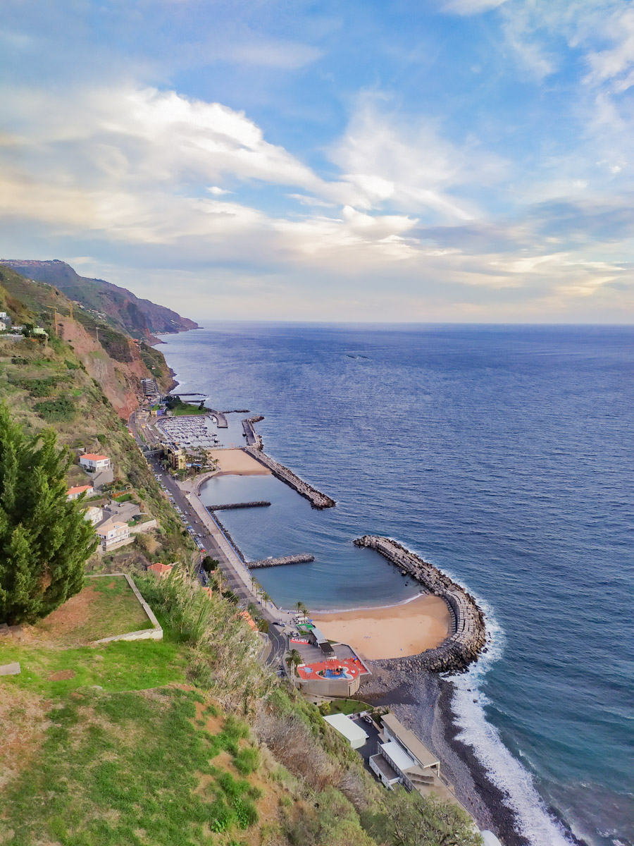 Praia da Calheta na Madeira - As melhores atracções da Ilha da Madeira