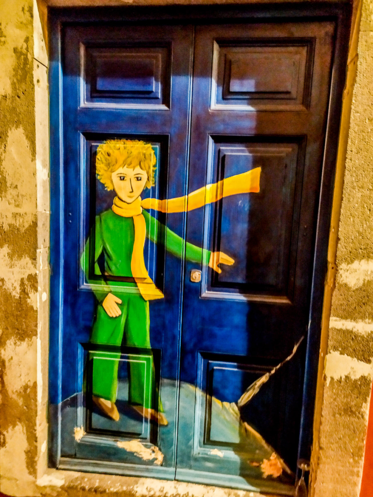 O que visitar na Ilha da Madeira - Madeira Funchal Portugal - As portas da rua de Santa Maria