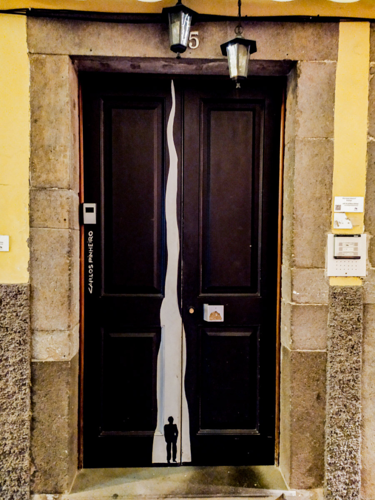 O que visitar na Ilha da Madeira - Madeira Funchal Portugal - As portas da rua de Santa Maria