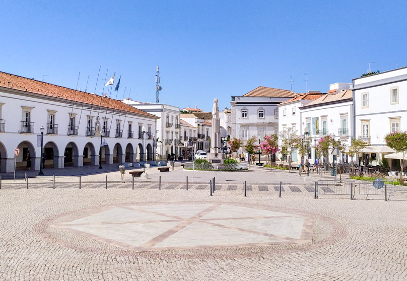 Visit Republic Square | Things to do in Tavira