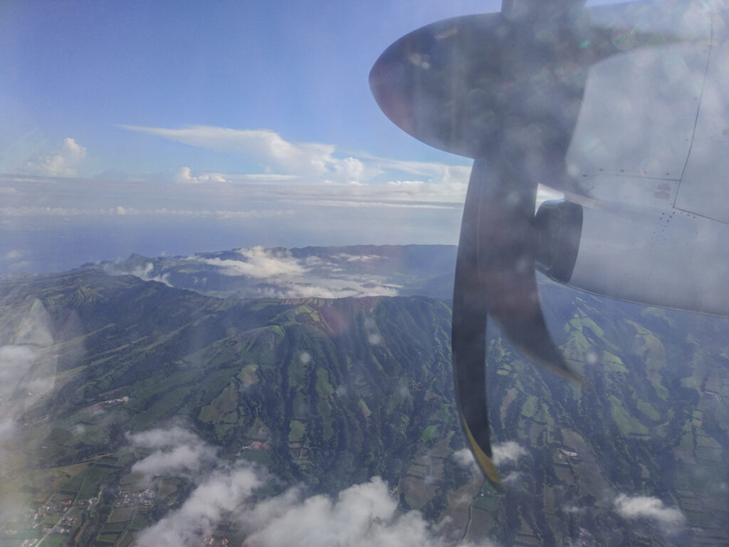 Vista aérea sobre a caldeira das 7 cidades