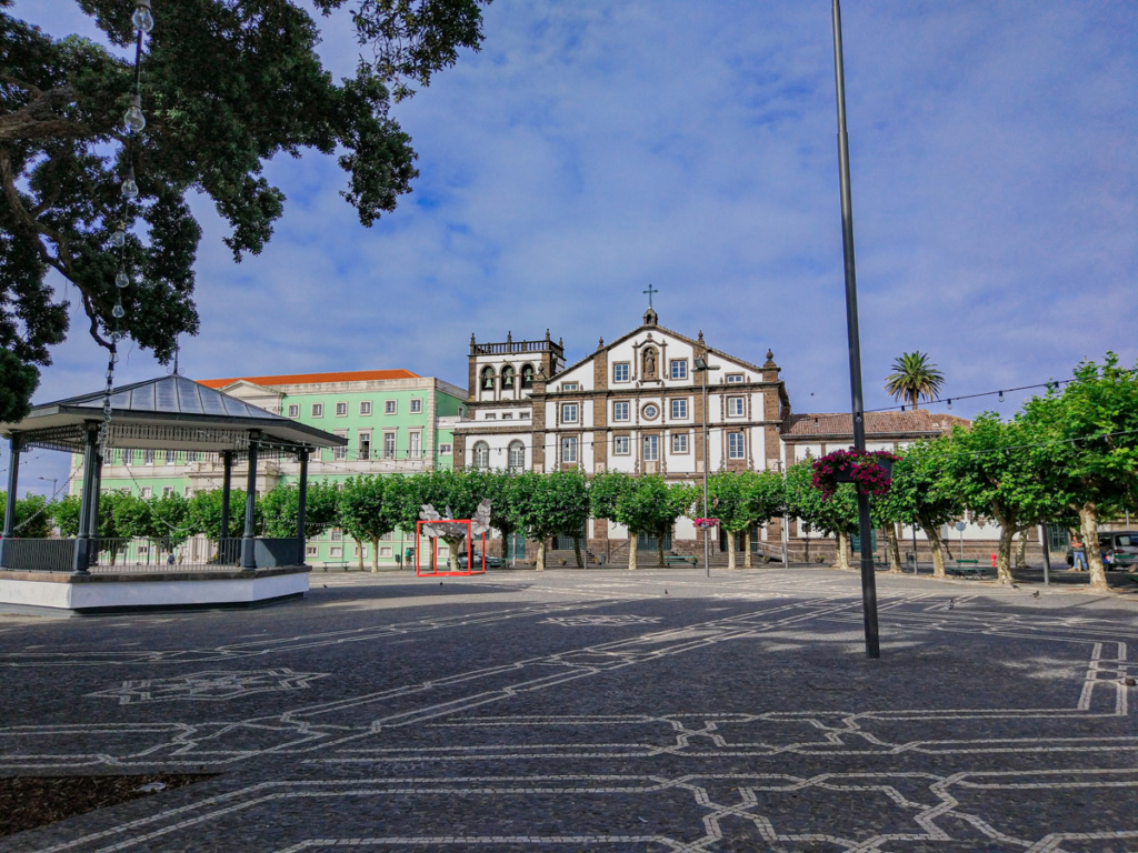 Campo de São Francisco na cidade de Ponta Delgada