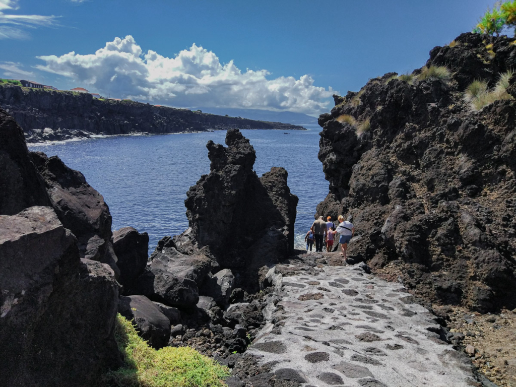 Zona Balnear do Cachorro - O que visitar na Ilha do Pico