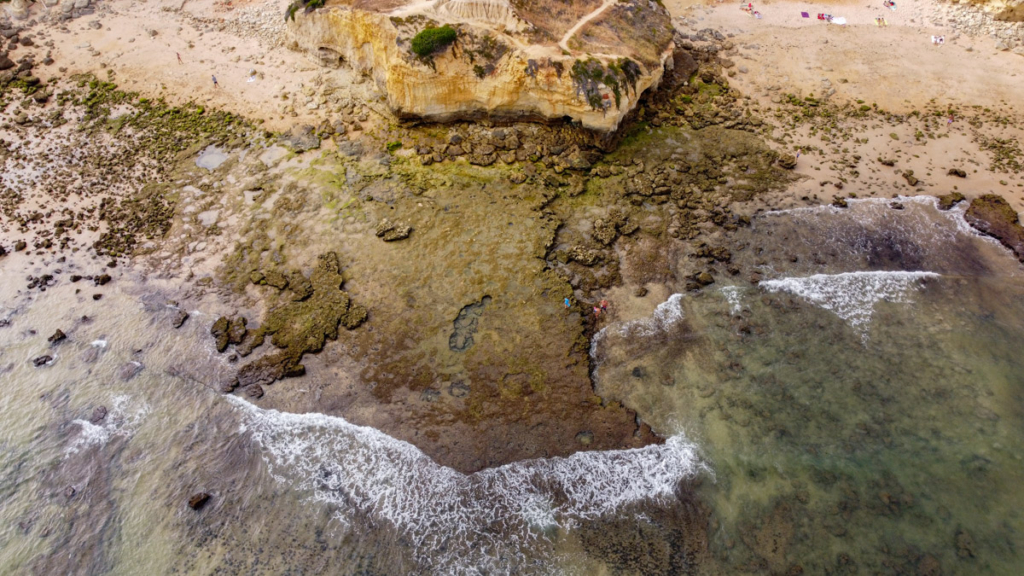 Formações Rochosas da Praia de Olhos de Água - O que visitar no Algarve - O que visitar em Albufeira