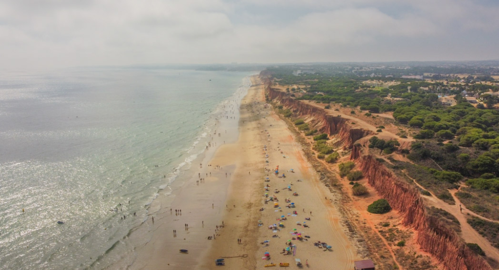 Praia da Rocha Baixinha ou "Praia dos Tomates" - melhores praias do algarve