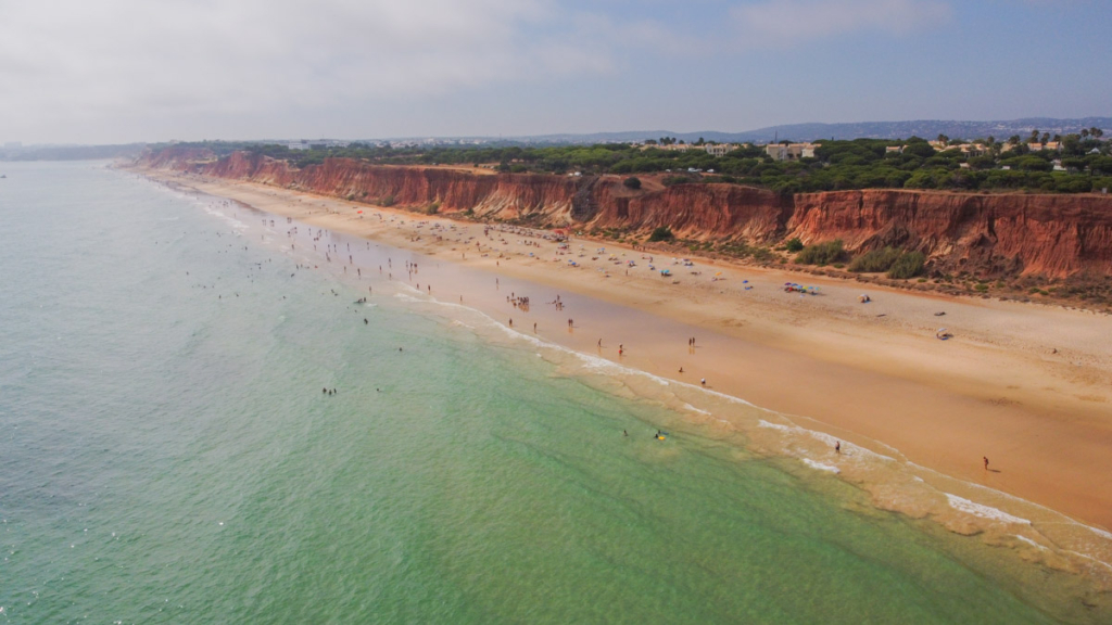 Praia dos Tomates ou da Rocha Baixinha