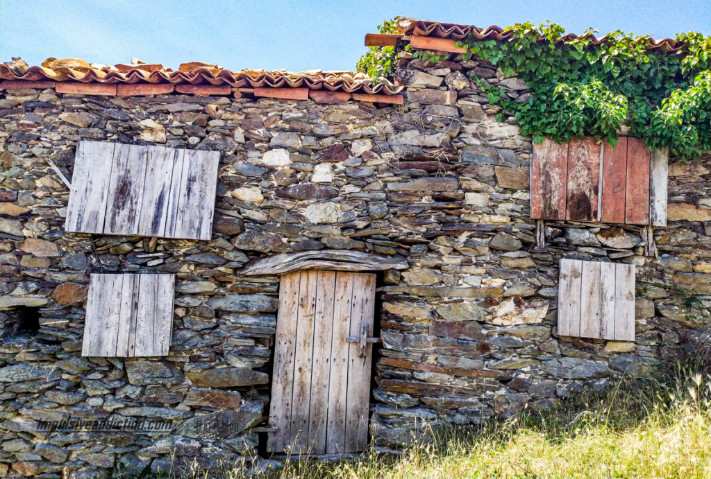 Aigra Velha - Aldeia de xisto da Serra da Lousã