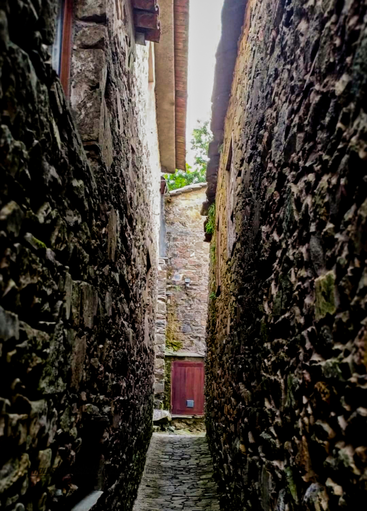 Gondramaz - Aldeia de xisto da Serra da Lousã