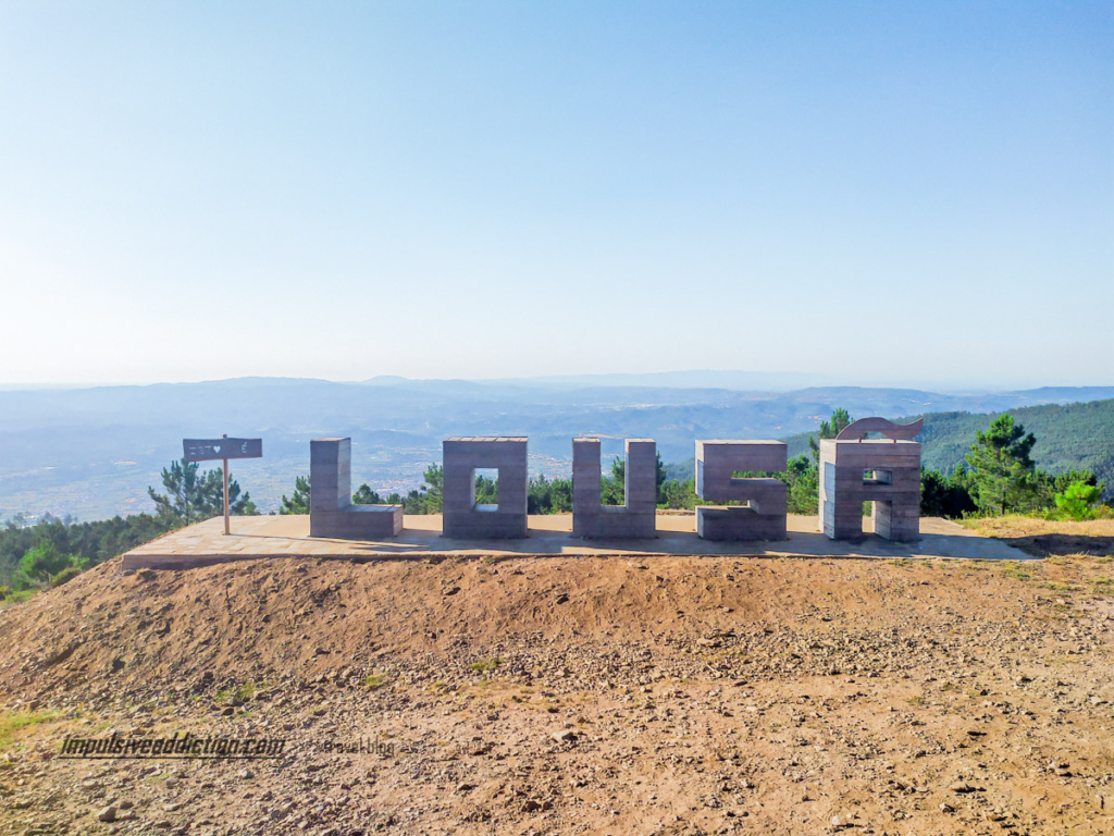 Viewpoint of the letters "Isto é Lousã"