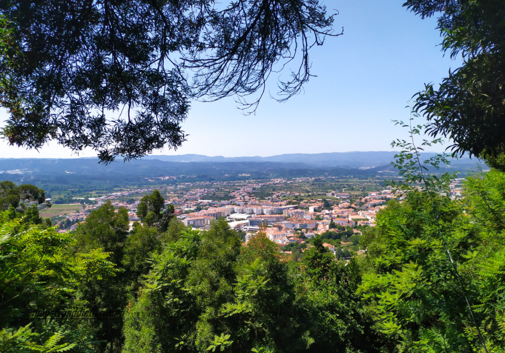 Miradouro de Gevim com vista para a cidade da Lousã