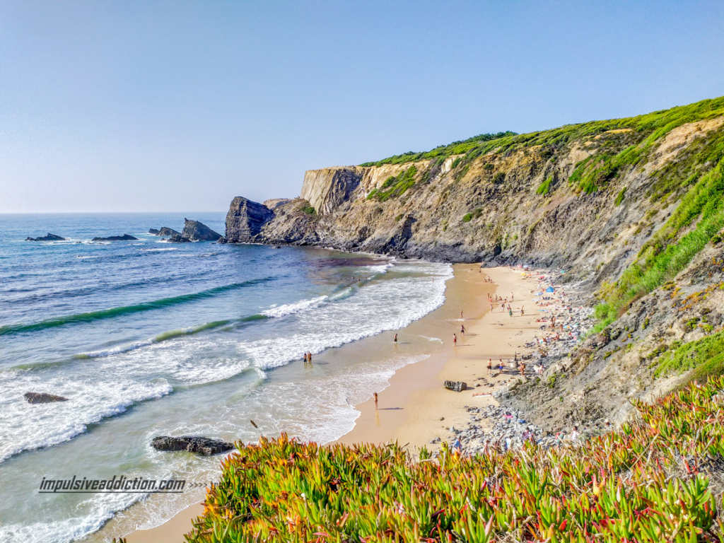Amália Beach