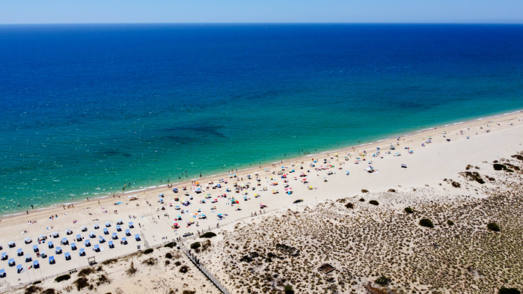 Imensa Praia do Barril | Ilhas do Algarve