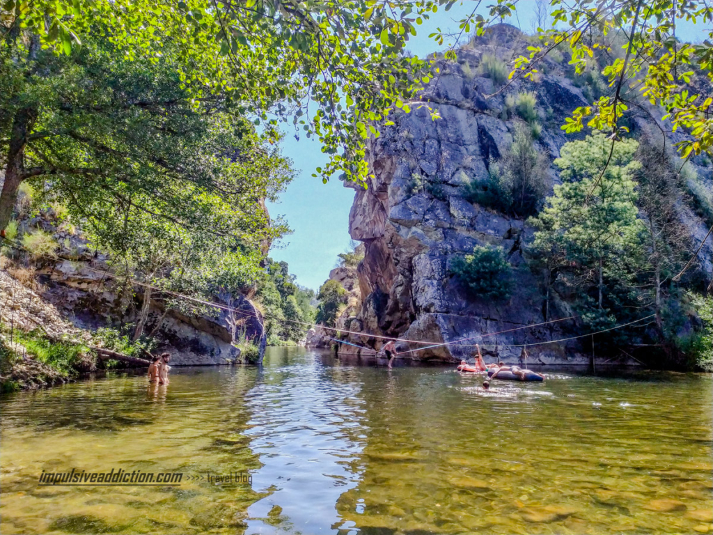 River beach of Cabril do Ceira - Serra da Lousã