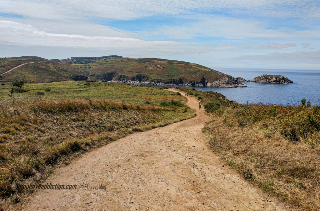 Trails on the Island of Ons | Galicia