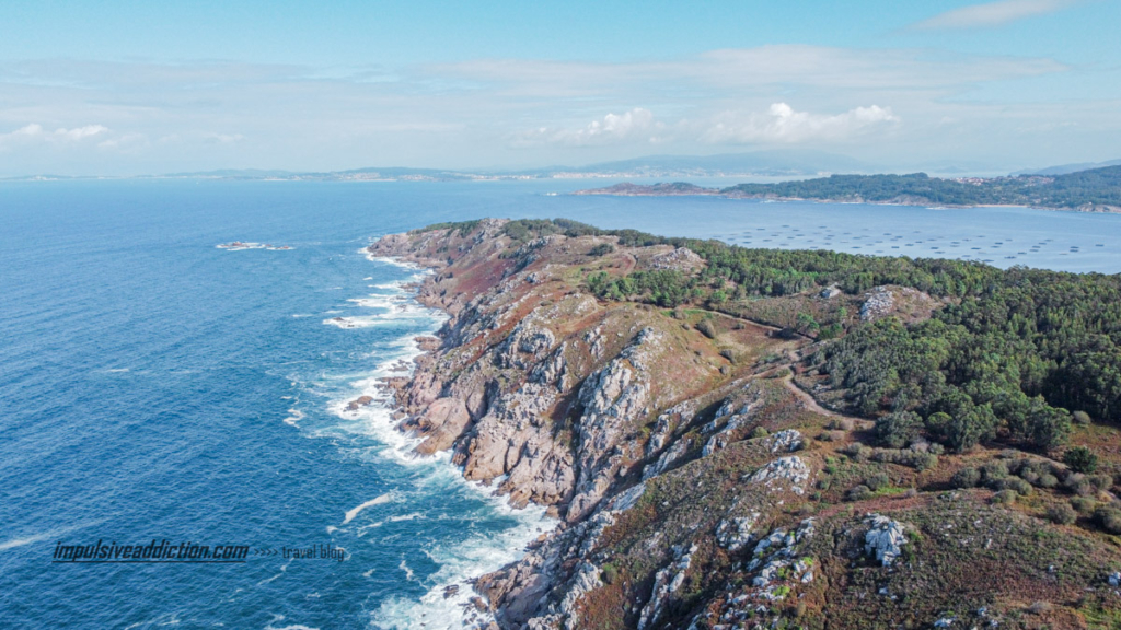 Vista do Facho de Donón para a ria de Pontevedra