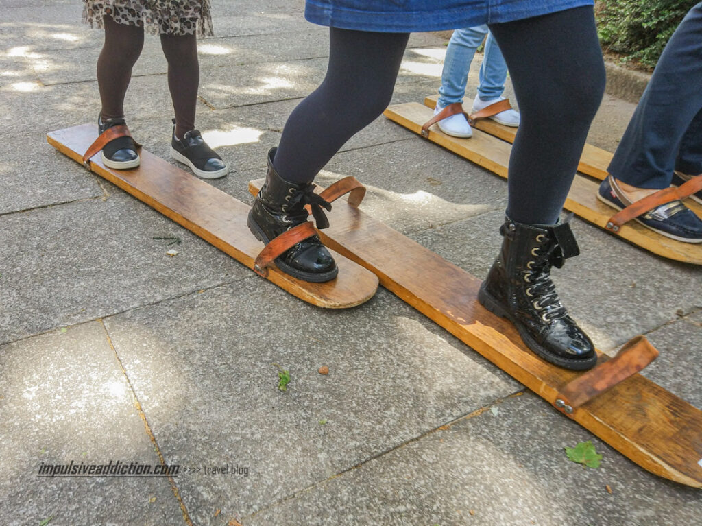Actividades e animação de rua em Ourense, ao visitar a cidade na Festa dos Maios