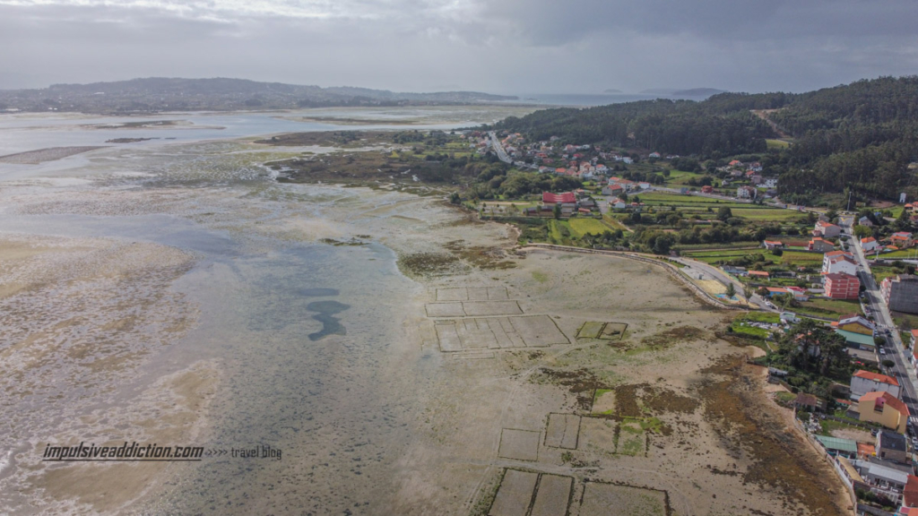 Canal que separa O Grove da Ilha da Toxa