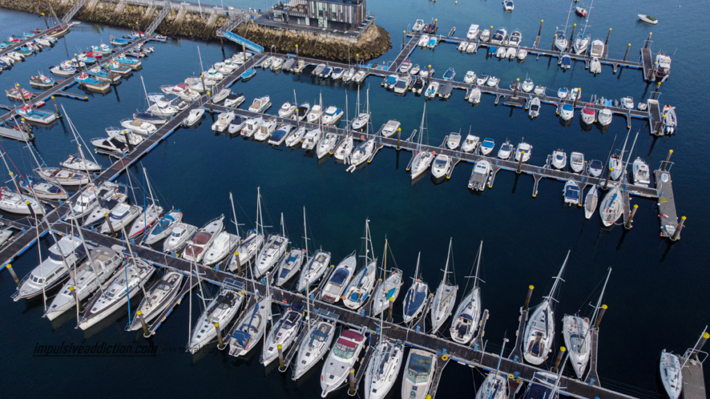 Uma das Marinas ao longo do passeio marítimo entre Sanxenxo e Portonovo