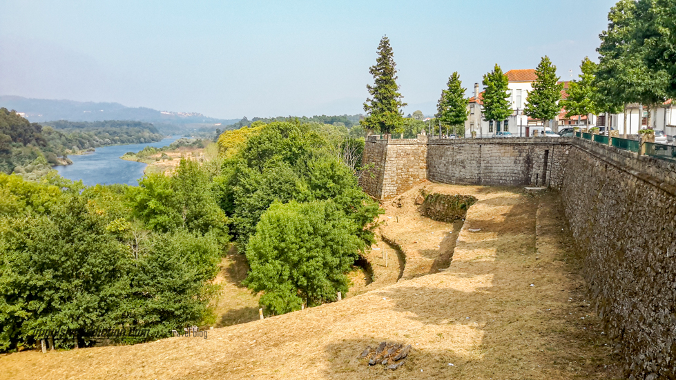 Rio Minho, visto da muralha da fortaleza de Monção