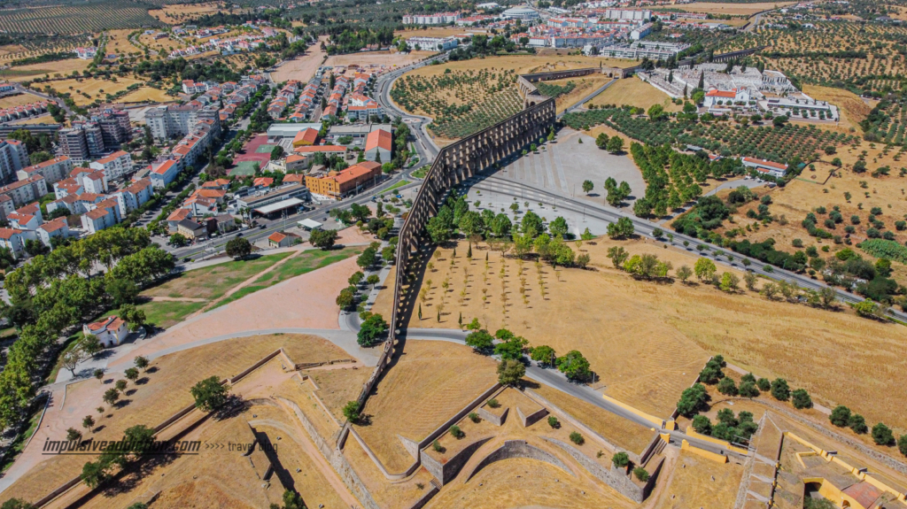 Amoreira Aqueduct to visit in Elvas