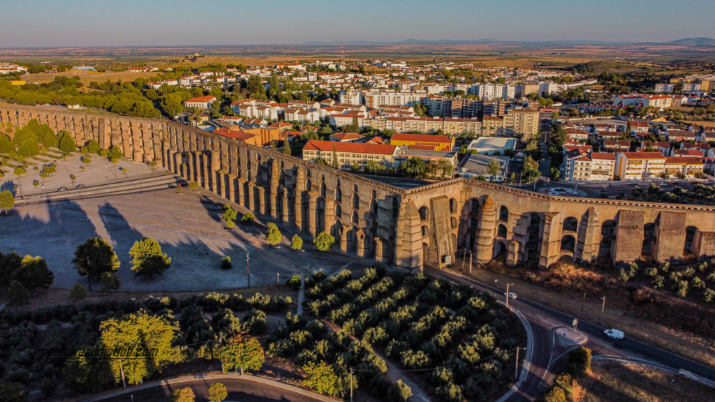 Amoreira Aqueduct to visit in Elvas
