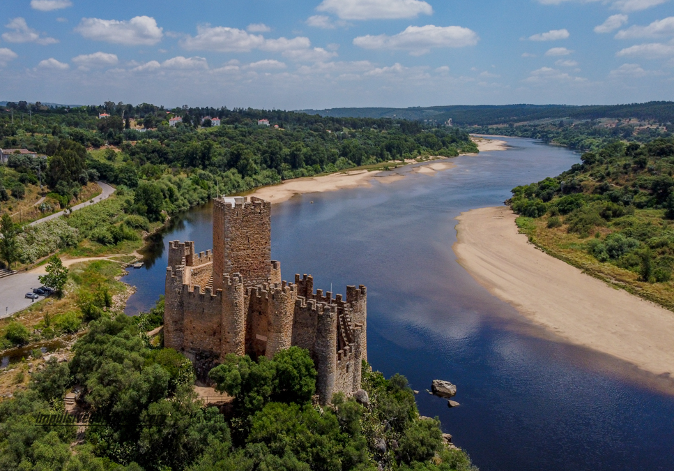 Castelo de Almourol e Rio Tejo