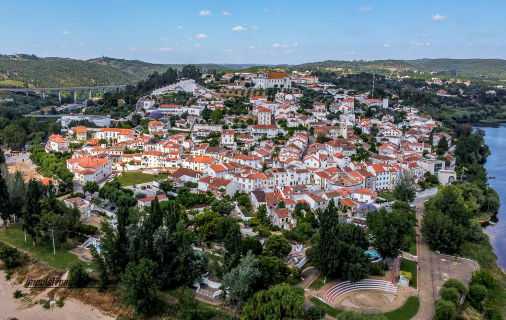 Vista aérea sobre Constância - fim da Grande Rota do Zêzere
