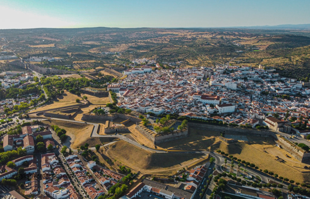 Cidade de Elvas muralhada