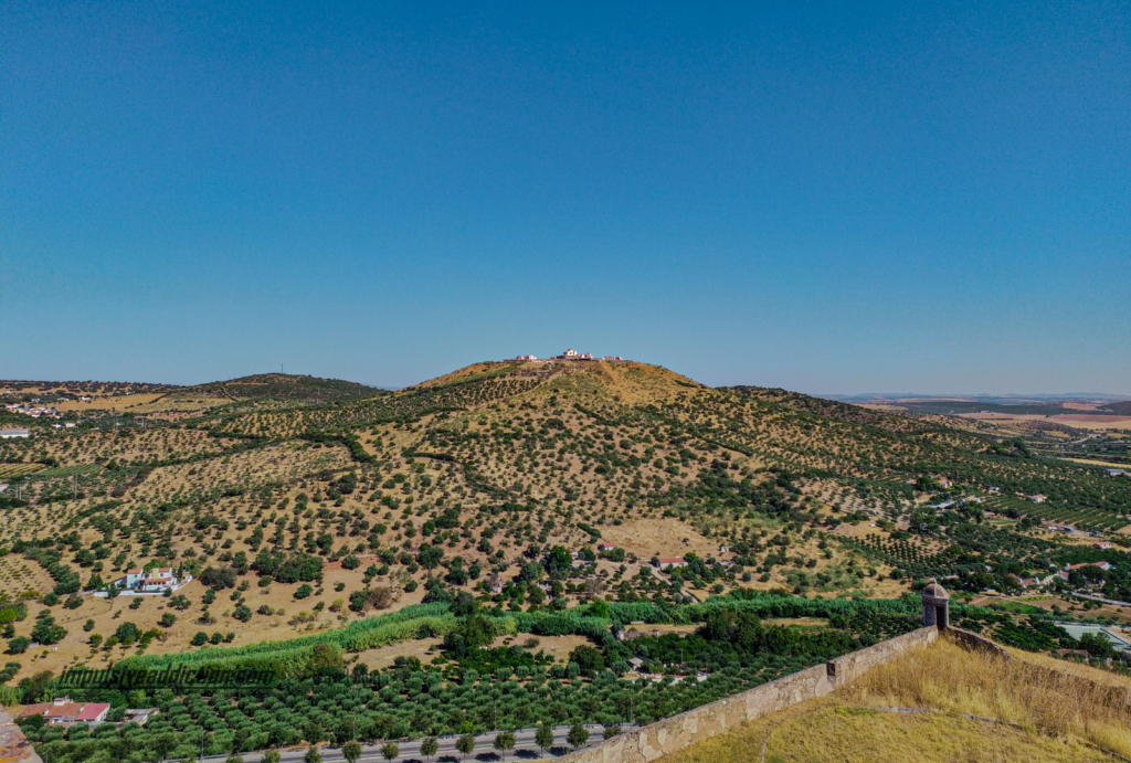 Graça Fort in the distance
