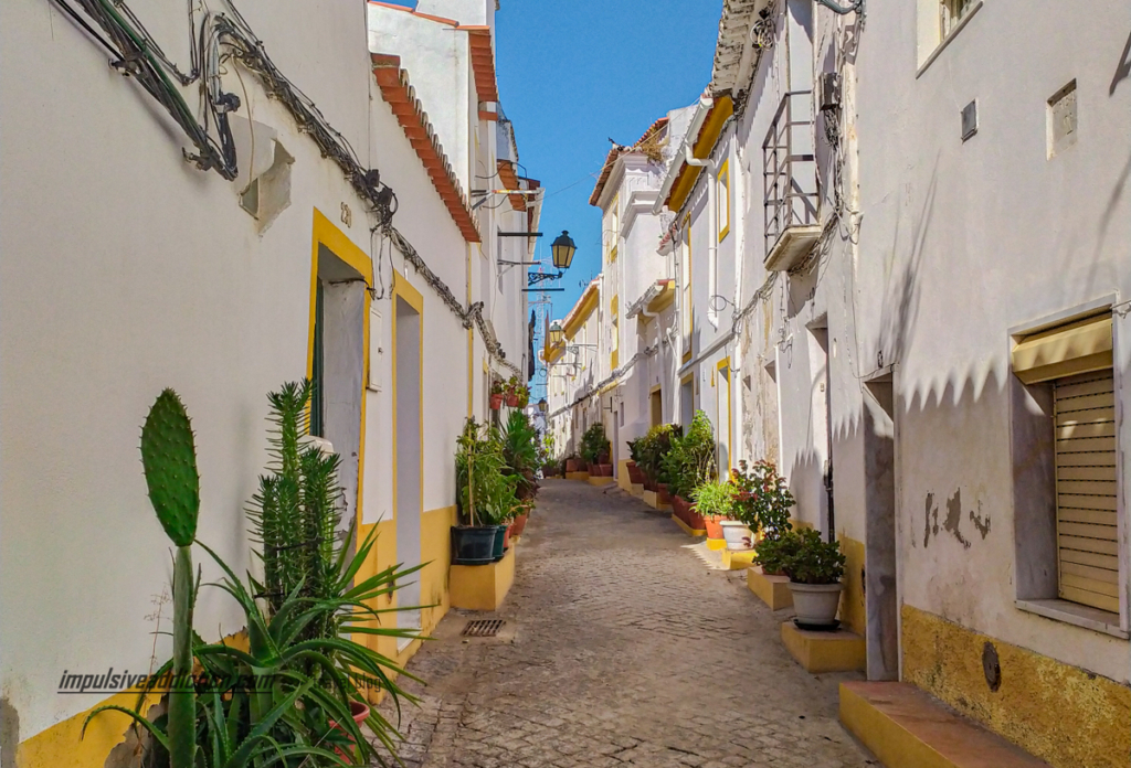 Visit Rua das Beatas in Elvas