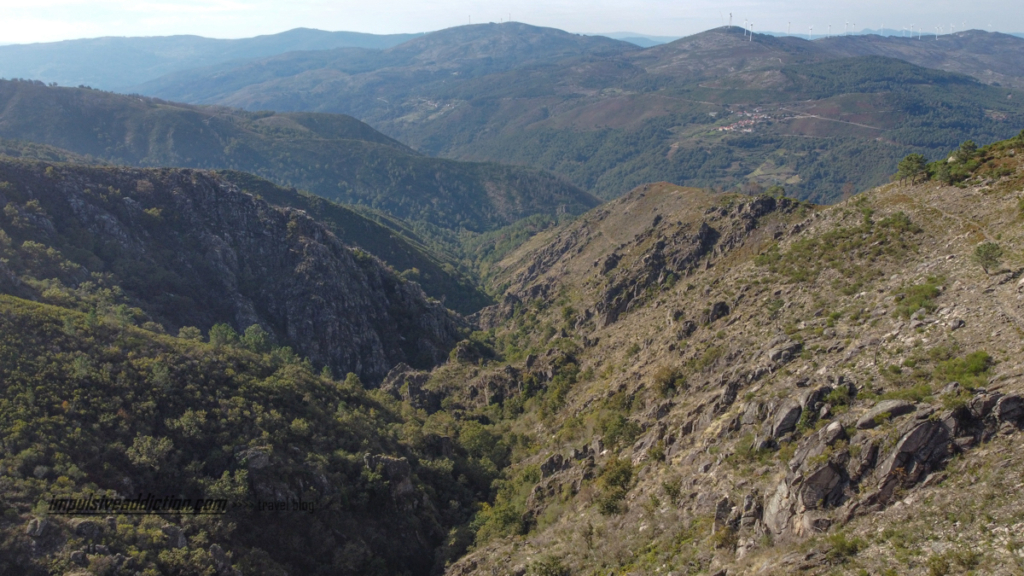 Vista do Trilho das Brandas do Sistelo, depois do bosque