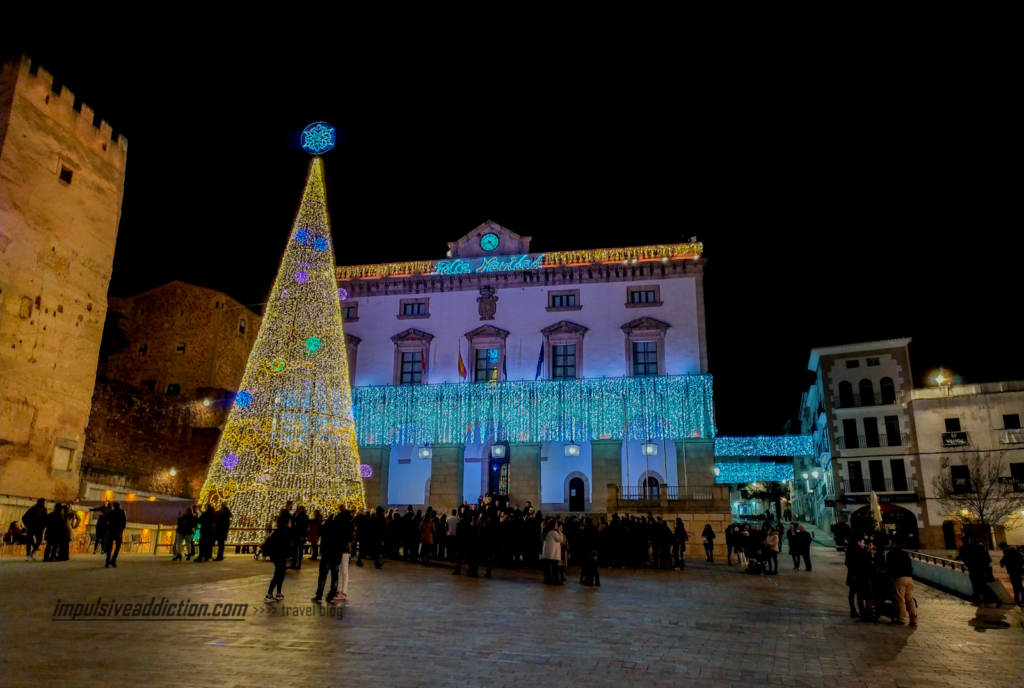 Visitar Cáceres à noite