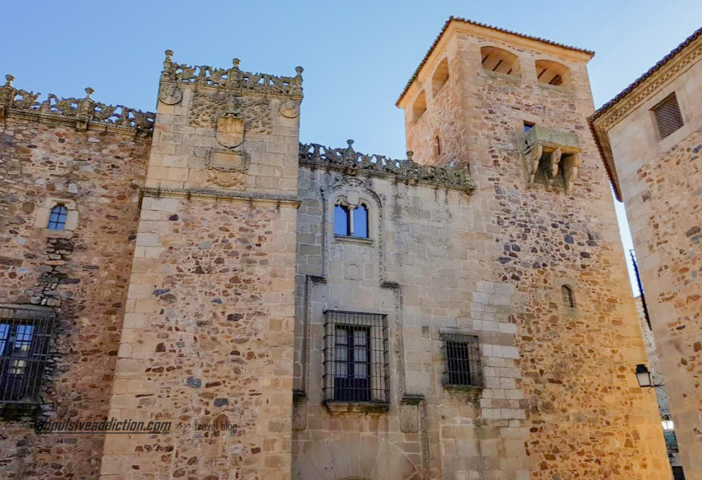 Palácio dos Golfines de Abajo ao visitar Cáceres