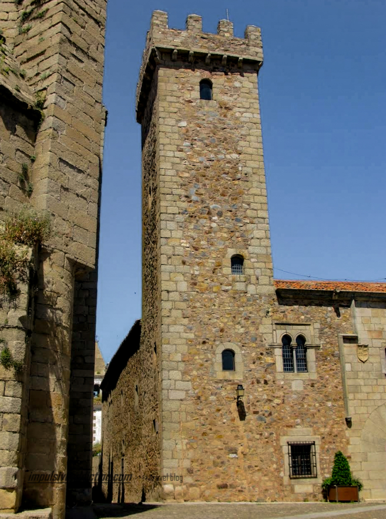 Torre de las Cigüeñas ao visitar Cáceres