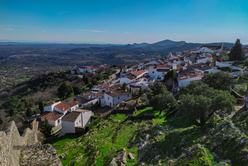 Visit Marvão from the top of the walls