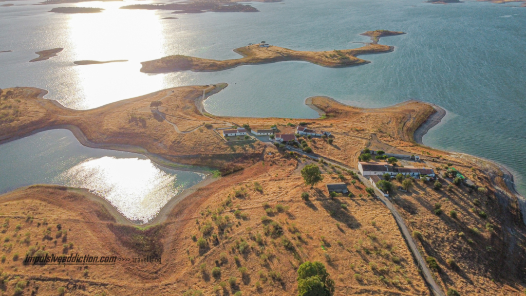 O Grande Lago do Alqueva junto à Aldeia da Estrela