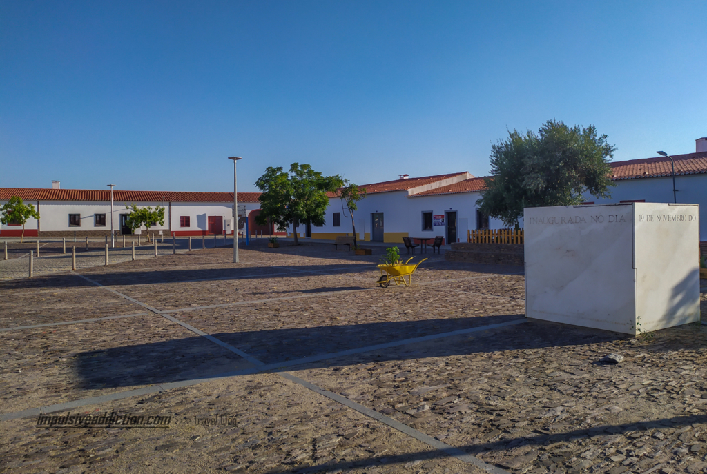 A Deserta Aldeia da Luz em Mourão