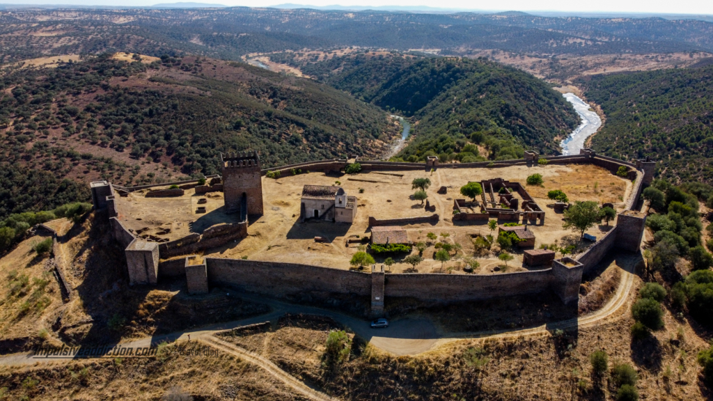 Castelo de Noudar ao visitar Barrancos