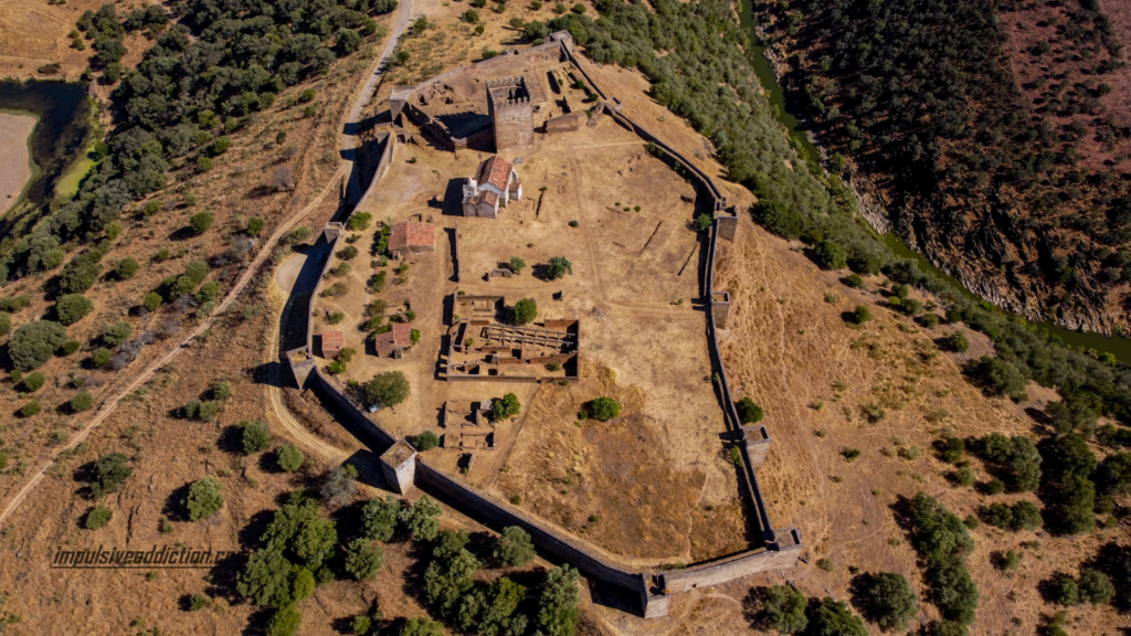 Castelo de Noudar ao visitar Barrancos
