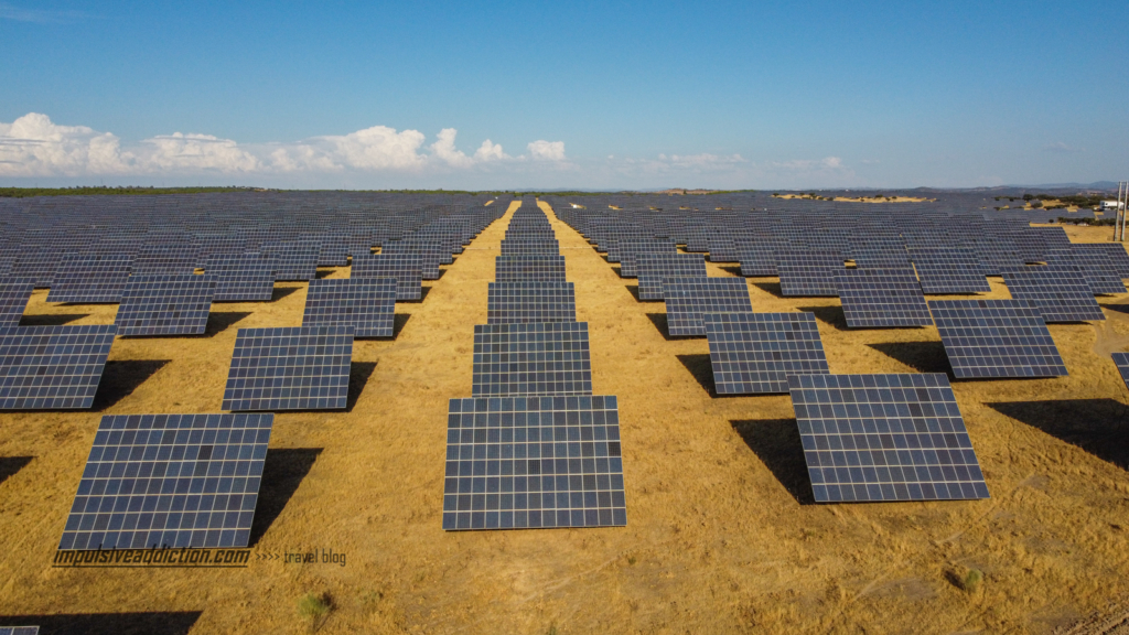 Visitar Amareleja e a Central Solar Fotovoltaica