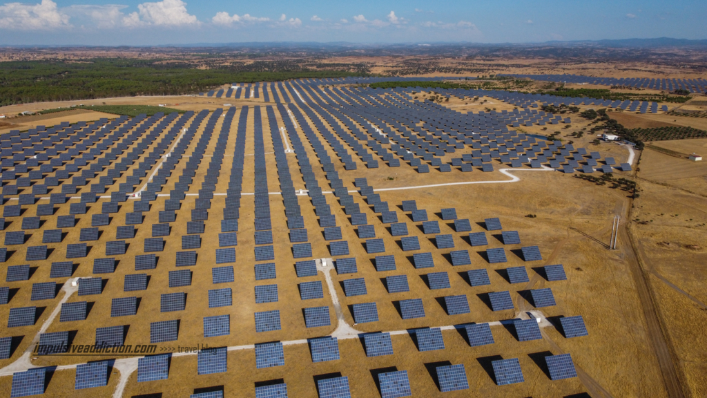 Visitar Amareleja e a Central Solar Fotovoltaica