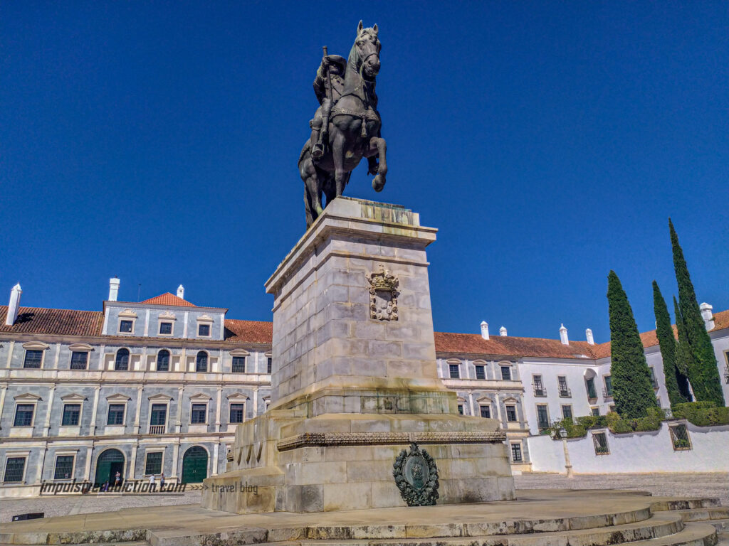 Equestrian statue of King João IV in Vila Viçosa