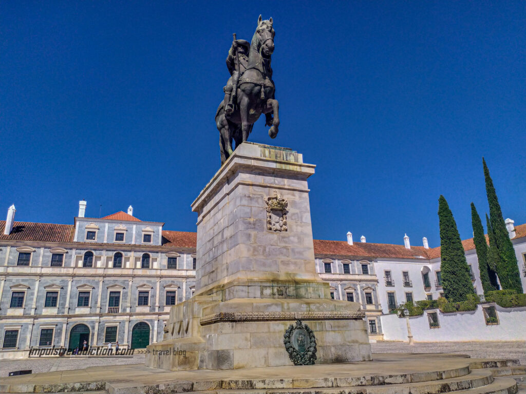 Estátua Equestre de D. João IV em Vila Viçosa