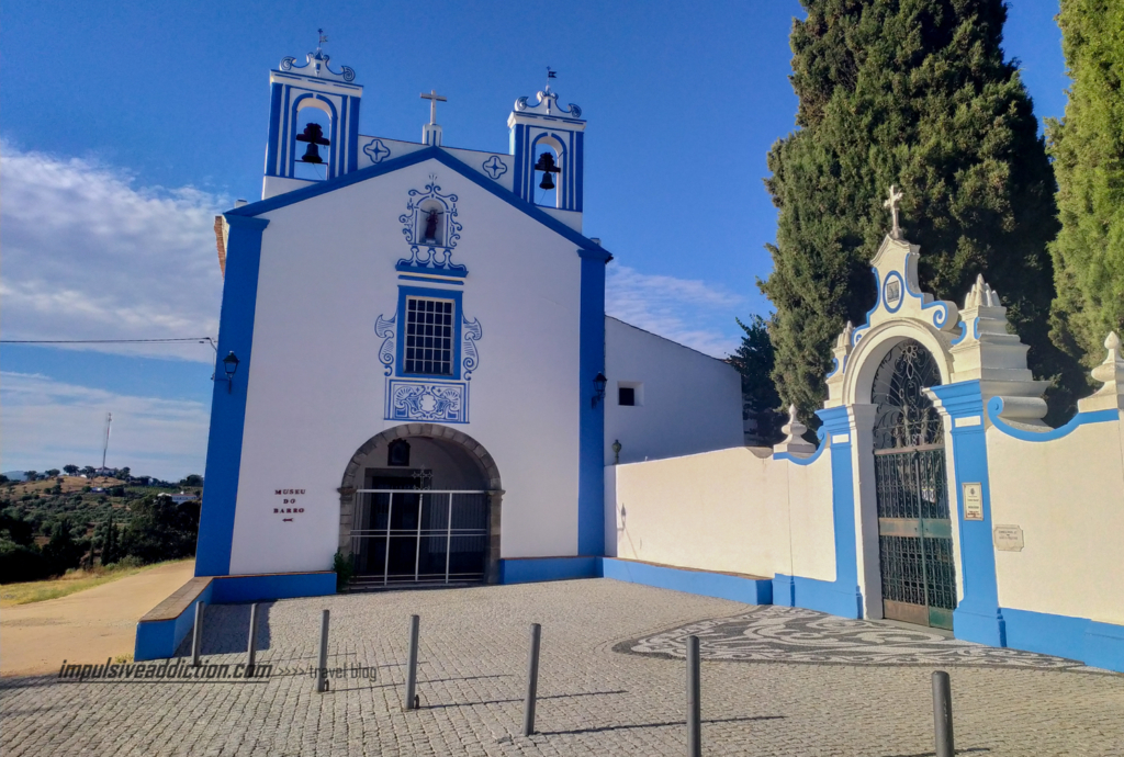 Igreja de Santo António | Museu do Barro ao visitar o Redondo