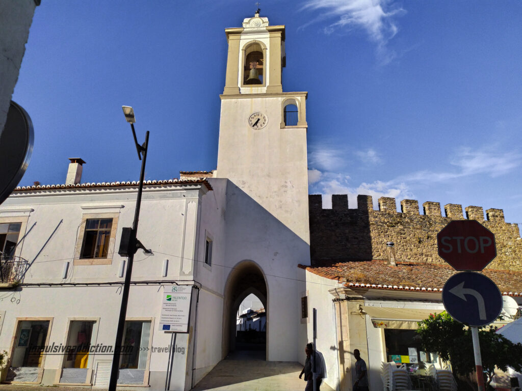 Porta da Muralha de Borba