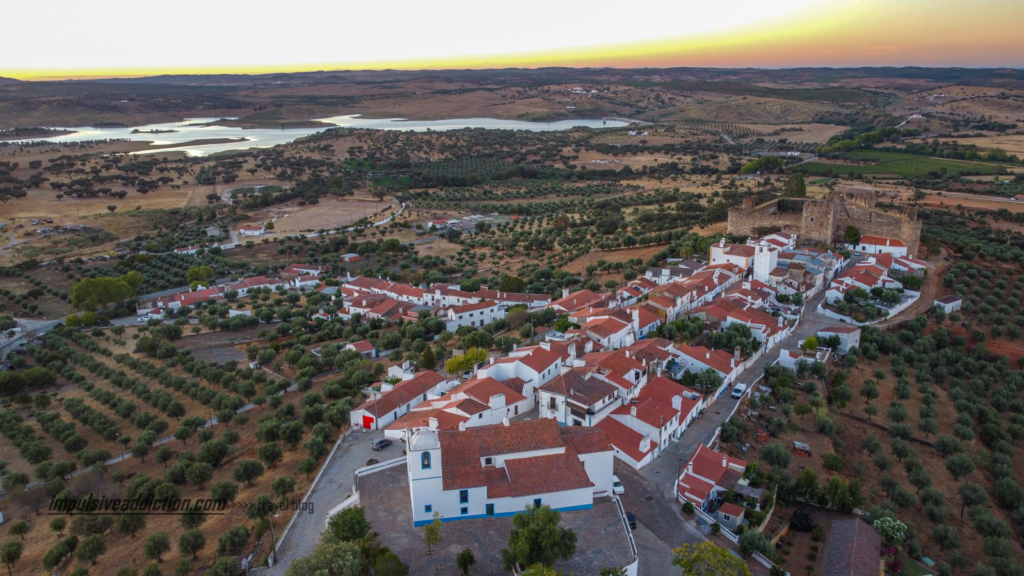 Vila e Castelo de Terena ao visitar o Alandroal