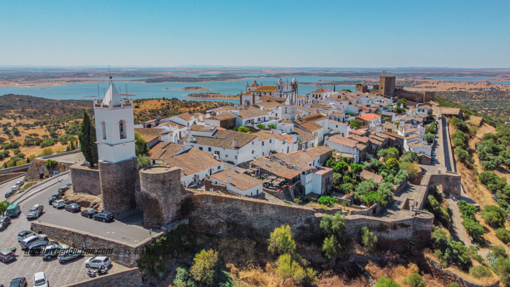 Fortaleza de Monsaraz e o Alqueva