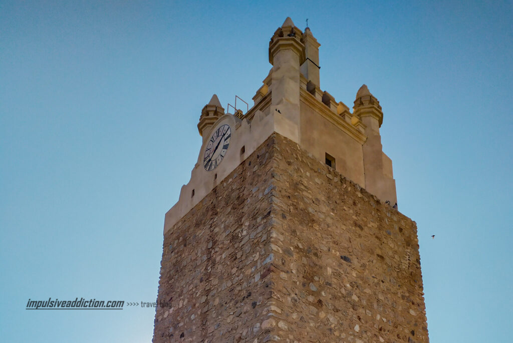 Pormenores da Torre do Relógio de Serpa